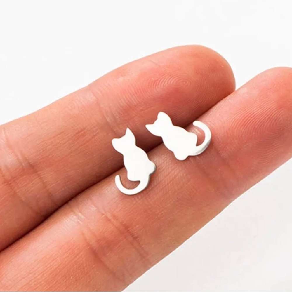 Adorable Cat Earrings